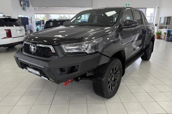 2024 Toyota HiLux GUN126R Rogue 48V Ute Image 3