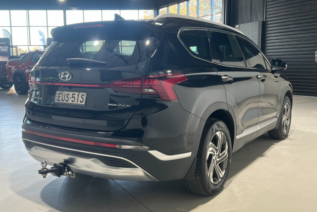 2022 Hyundai Santa Fe TM.V4 Active SUV Image 8