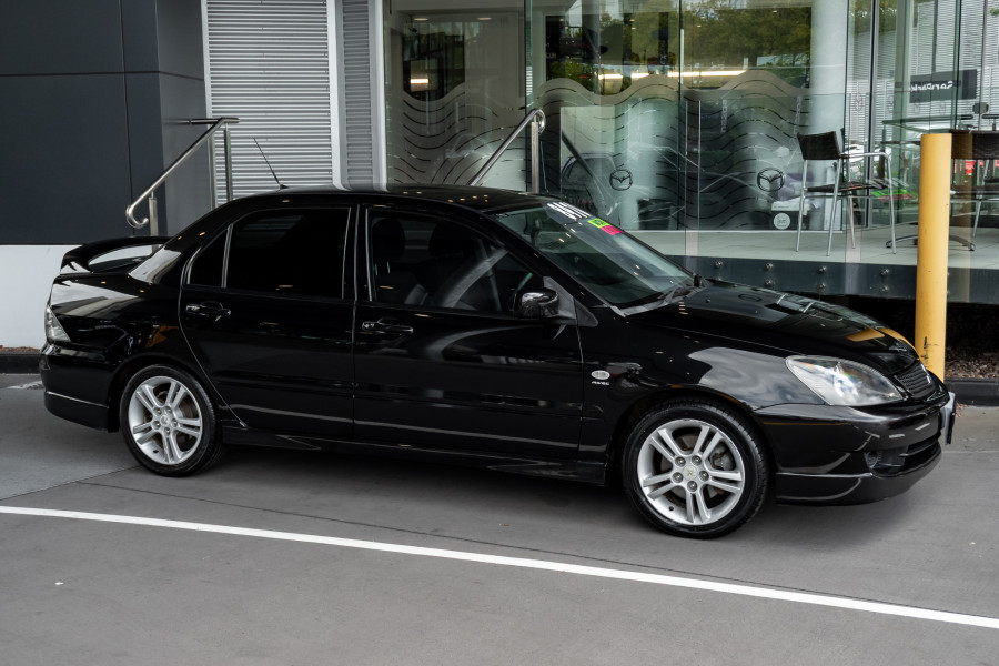 2005 MY6 Mitsubishi Lancer Sedan Image 3
