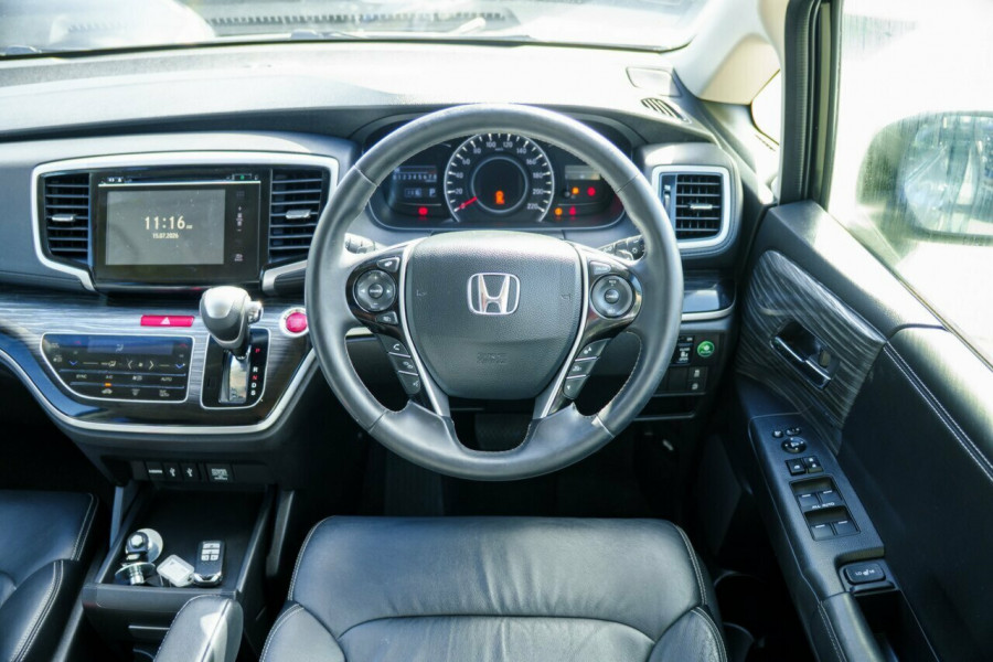 2017 Honda Odyssey 5th Gen VTi-L Wagon Image 11