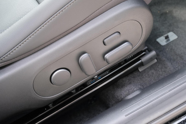 2026 Hyundai KONA SX2.V2  Electric Premium SUV Image 14
