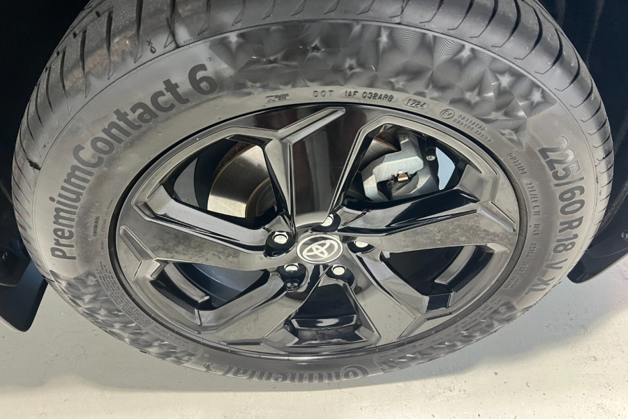 2019 Toyota RAV4 ASA44R Cruiser SUV Image 24