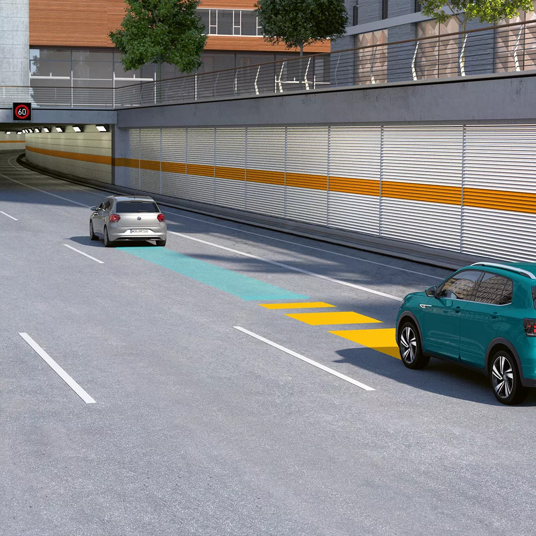 Cruising comfortably Adaptive Cruise Control Image