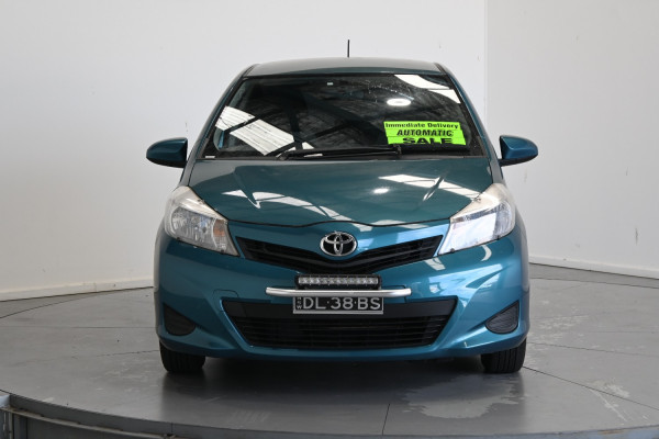 2011 Toyota Yaris 3S52920YR yr Hatch Image 2