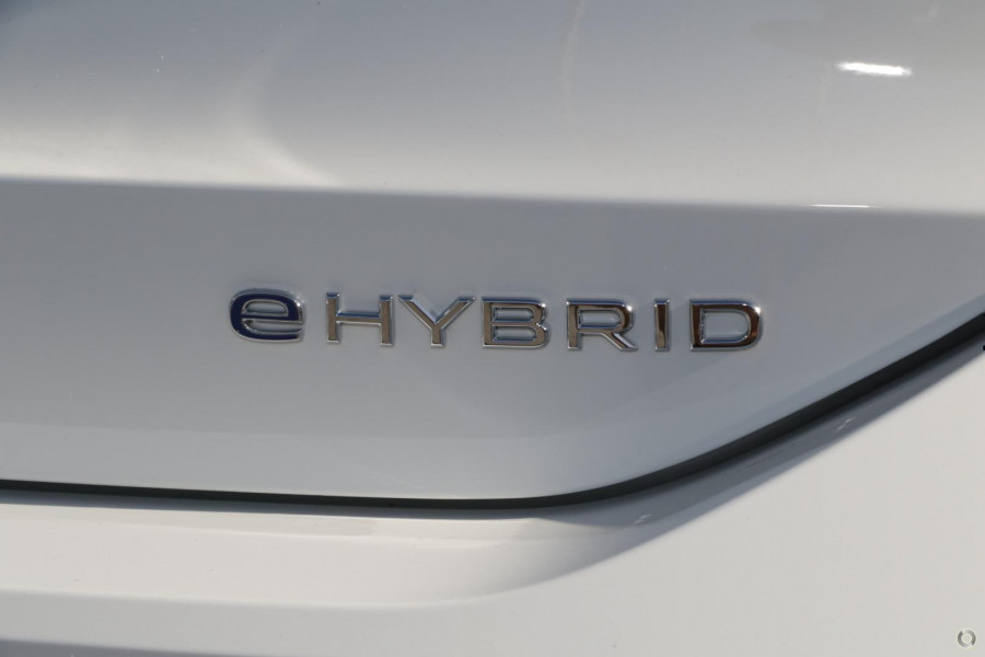 2026 Volkswagen Tiguan CT 150TSI eHybrid Elegance SUV Image 11