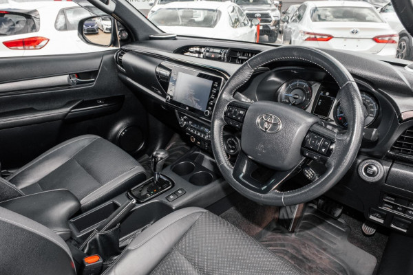 2020 Toyota HiLux GUN126R Rugged X Dual Cab Ute Image 7