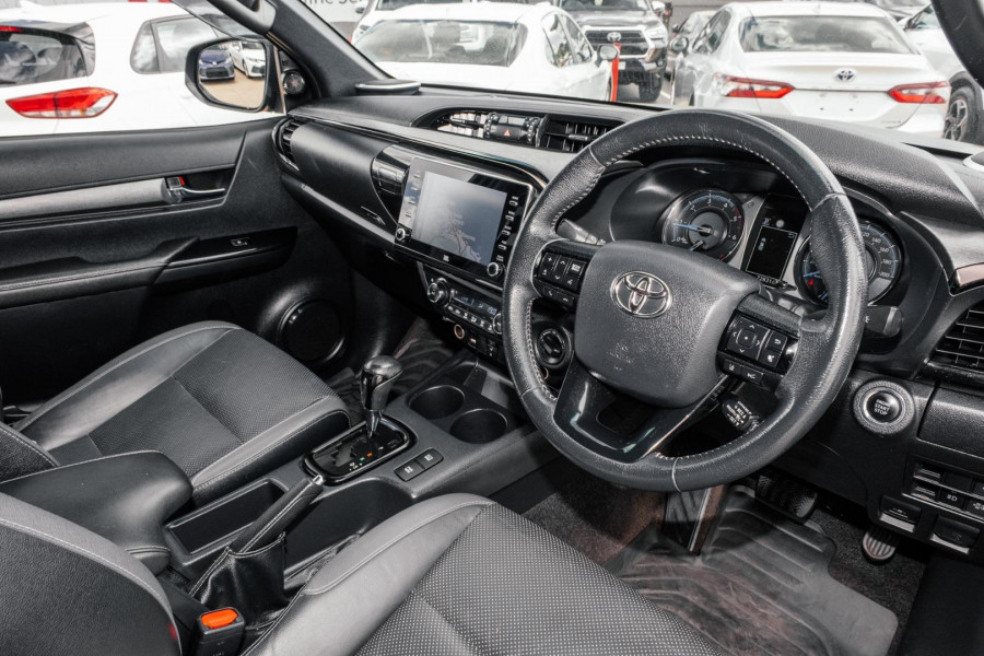2020 Toyota HiLux GUN126R Rugged X Dual Cab Ute Image 7
