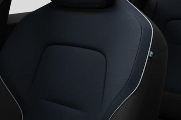 2024 MY25 Volvo EX30  Single Motor Extended Range Ultra SUV Image 6