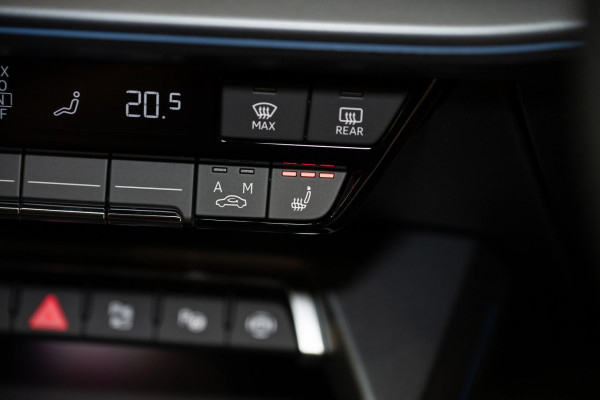 2025 MY26 Audi A3 GY TFSI 110kW S line Hatch image 15