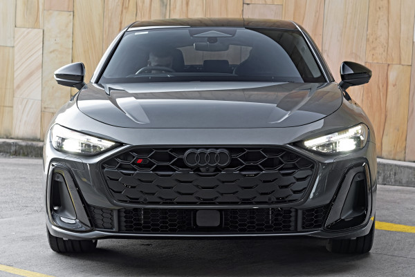 2025 Audi S5 B10 270Kw v6 Sedan image 4
