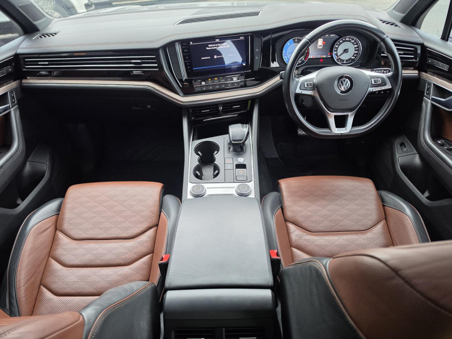 2020 Volkswagen Touareg CR 190TDI Adventure SUV Image 13