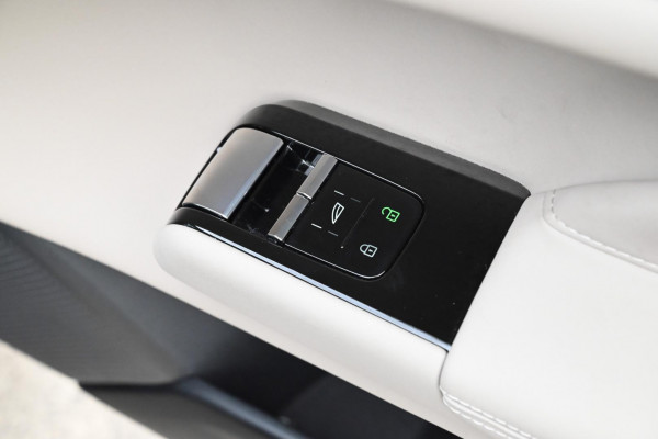 2026 Volvo ES90  Ultra Single Motor Sedan Image 16