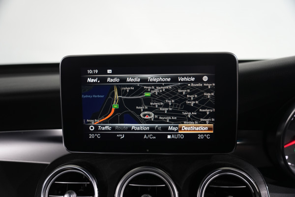 2017 Mercedes-Benz GLC-Class 350d SUV Image 18
