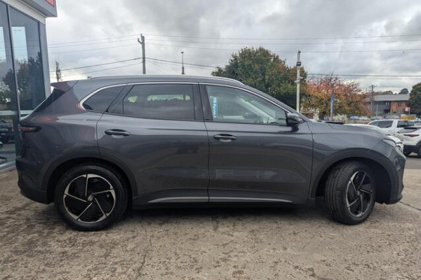 2025 MG MGS5 EV ZS3EM Essence 62 SUV