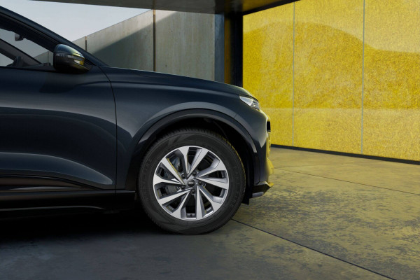 2026 MY25 Audi Q6 e-tron GF  SUV