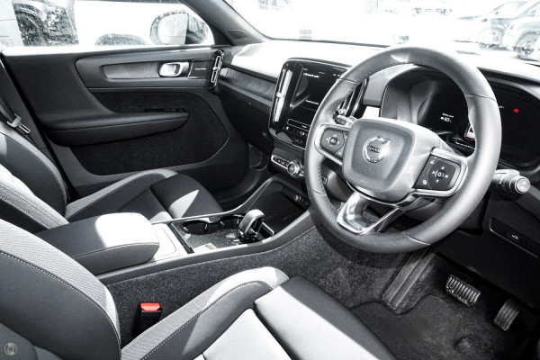 2026 MY27 Volvo EX40  Ultra Single Motor Extended Range SUV Image 14