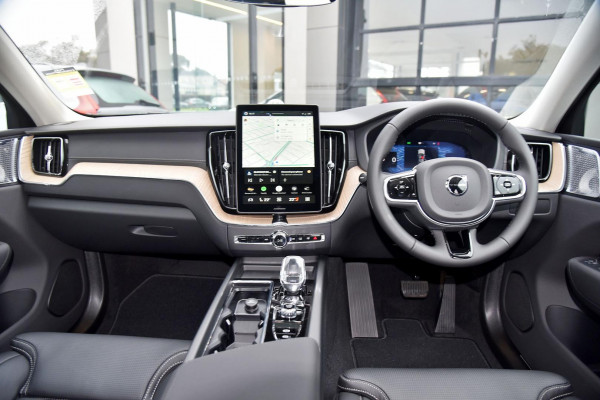 2026 Volvo XC60 UZ Ultra B5 Dark SUV Image 19