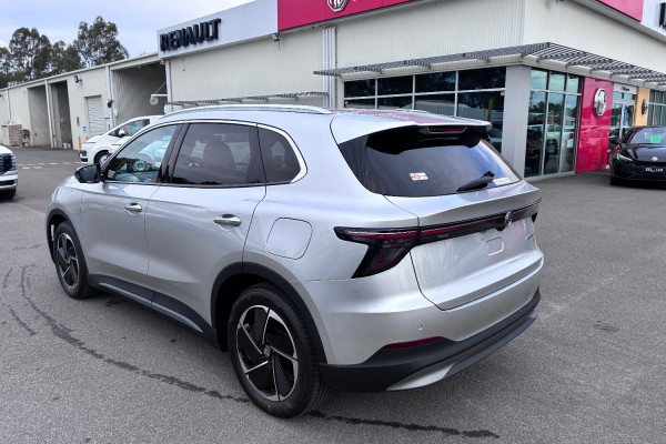 2025 MG MGS5 EV ZS3EM Essence 62 SUV Image 3