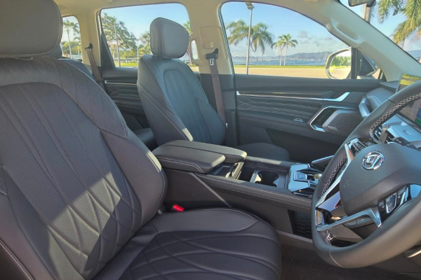 2026 MY25 LDV D90 SV9A Mode SUV Image 2