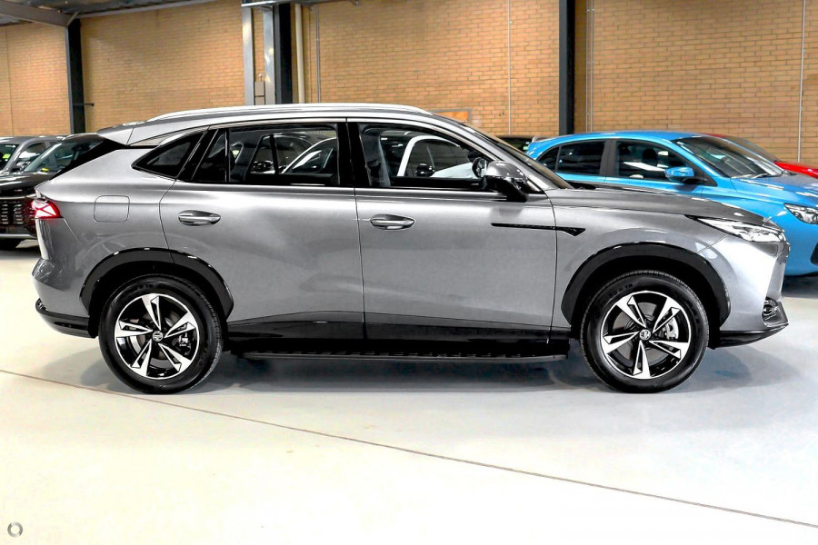 2025 MG HS AS33 Super Hybrid Excite SUV Image 5