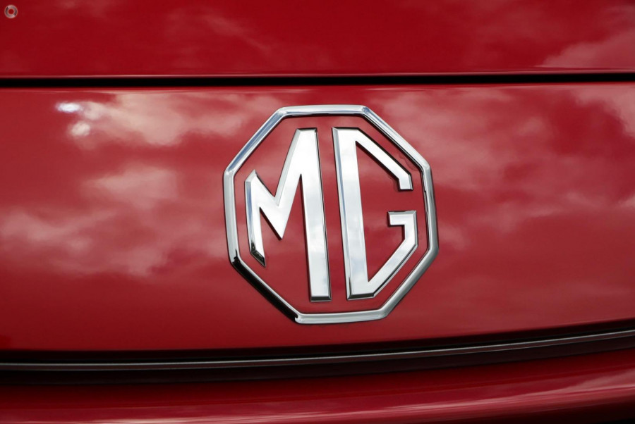 2025 MG ZS ZS32 Essence Hybrid+ SUV Image 11