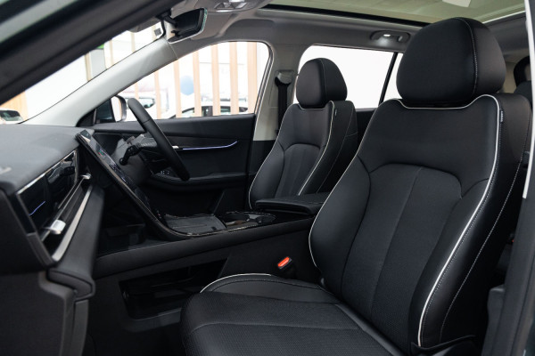 2026 Jaecoo J5  Summit SUV image 15