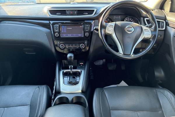 2017 Nissan QASHQAI J11 Ti SUV Image 15