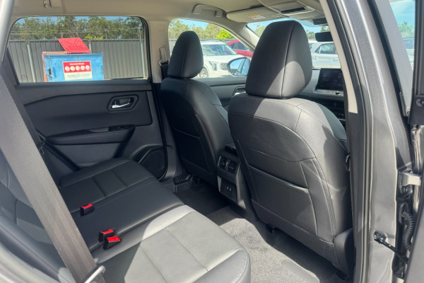 2026 Nissan X-Trail T33 ST-L SUV Image 13