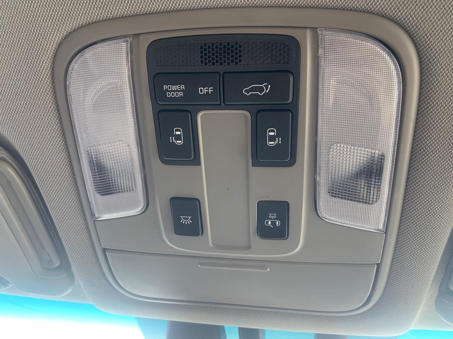 2020 Kia Carnival YP SLi Van Image 39