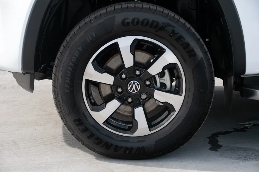 2026 Volkswagen Amarok NF TDI452 Style Ute Image 23