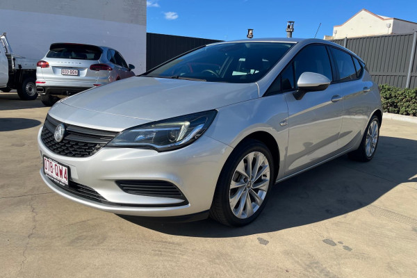 2018 MY18.5 Holden Astra BK R Hatch Image 3