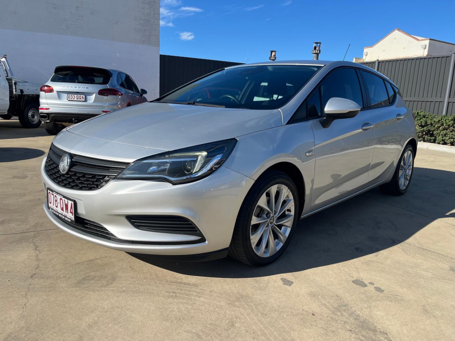 2018 MY18.5 Holden Astra BK R Hatch Image 3