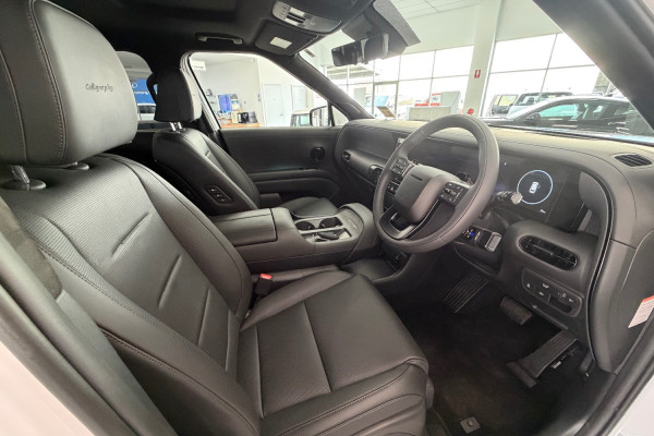 2026 Hyundai Palisade Calligraphy Black Ink SUV Image 10