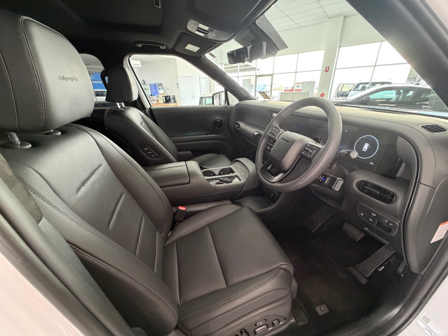 2026 Hyundai Palisade Calligraphy Black Ink SUV Image 10