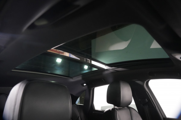 2020 Porsche Macan S SUV image 25