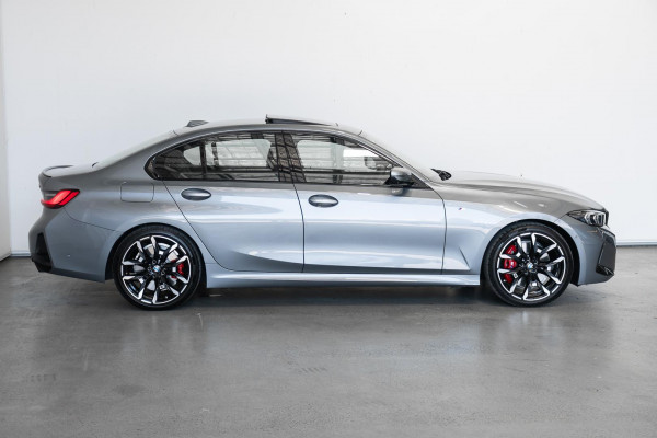 2026 BMW 3 Series G20 LCI II 330i M Sport Sedan image 3