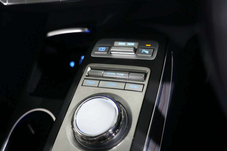 2024 Genesis GV70 2.5t SUV Image 17
