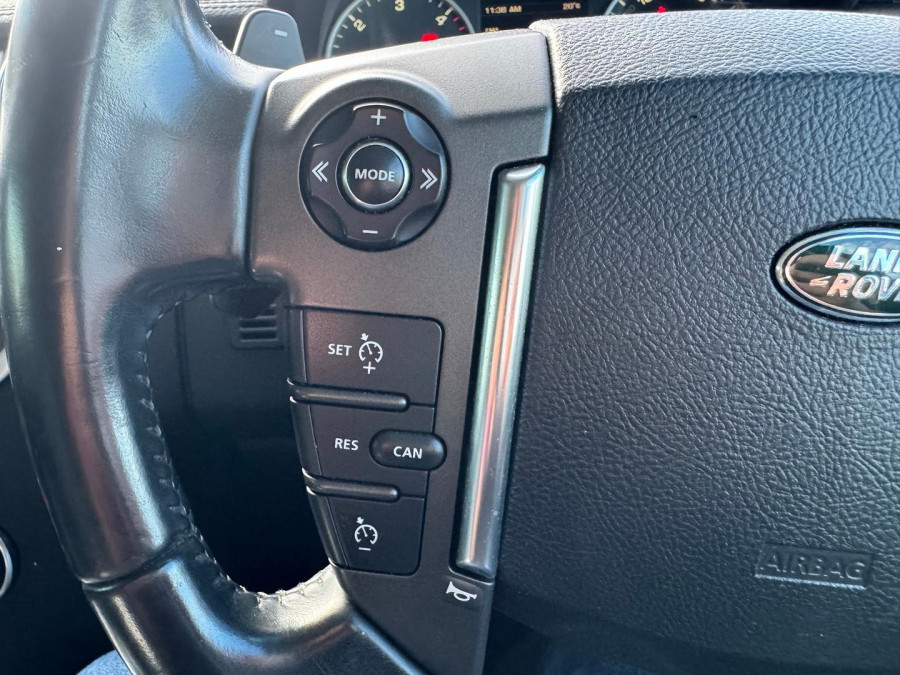 2015 Land Rover Discovery Series 4 SDV6 HSE SUV Image 18