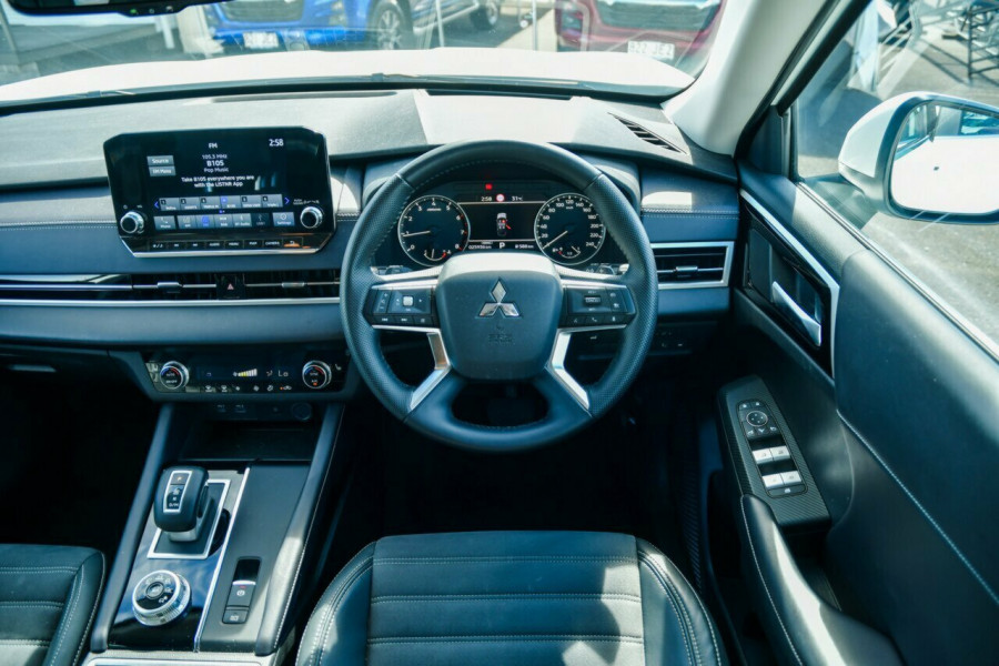2024 Mitsubishi Outlander ZM Aspire SUV Image 11
