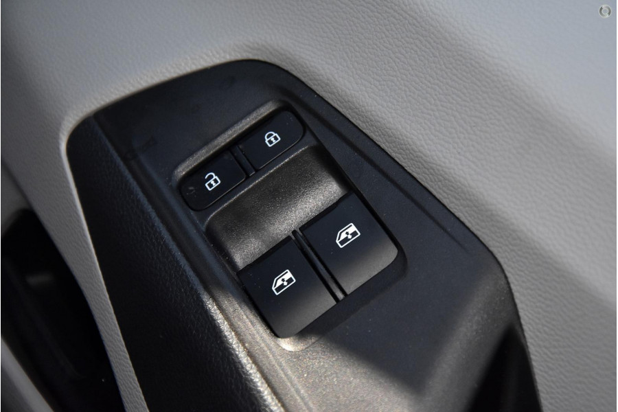 2024 LDV Deliver 9  LWB Van Image 15