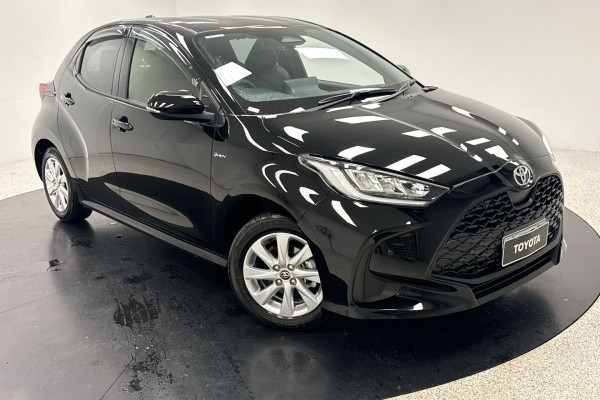 2025 Toyota Yaris MXPH10R SX Hybrid Hatch
