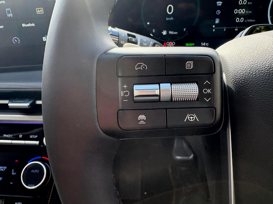 2026 Hyundai Santa Fe MX5.V2 Hybrid Elite SUV Image 18