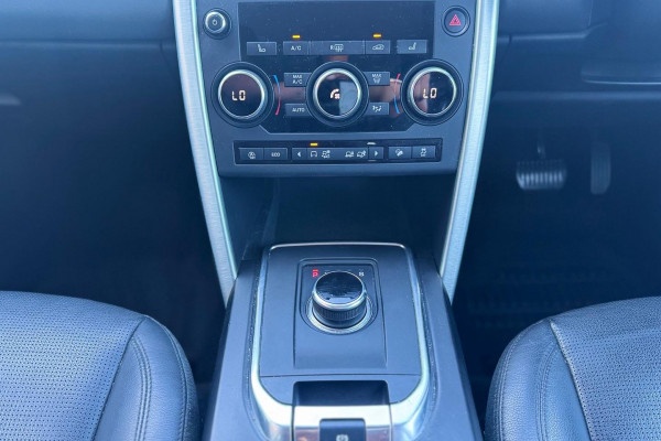 2018 MY19 Land Rover Discovery Sport L550 SD4 HSE SUV Image 13