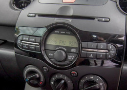 2013 Mazda 2 DE MY13 Neo Hatchback