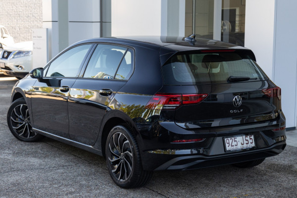 2023 Volkswagen Golf 8 110TSI Life Hatch