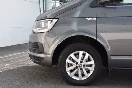 2016 MY17 Volkswagen Multivan T6 MY17 TDI340 Wagon Image 5