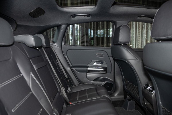 2026 Mercedes-Benz GLA-Class H247 GLA35 AMG SUV image 10