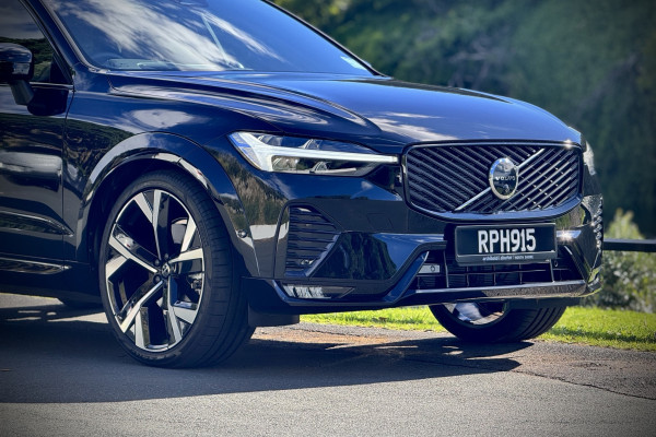 2026 Volvo XC60 UZ Ultra B5 Dark SUV Image 2