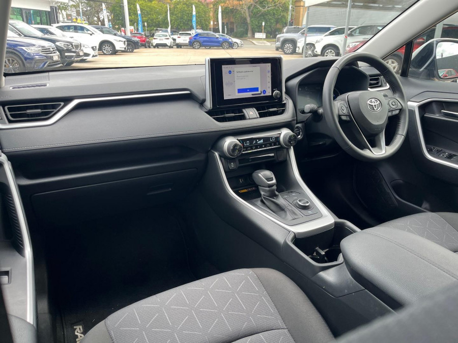 2024 Toyota RAV4 AXAH54R GXL SUV Image 17