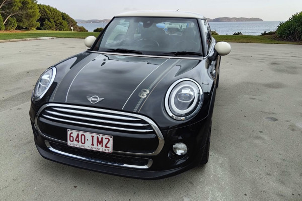 2019 MINI Cooper F56 LCI Turbo Hatch Image 2